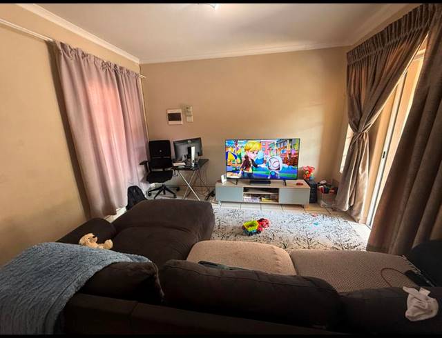 2 BEDROOM APARTMENT FOR SALE IN SUMMERFIELDS ESTATE